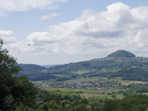 Blick auf den Hohenstaufen mit Ottenbacher Tal; Bild Susanne Mezger LEL